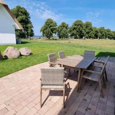 Wippezogel - Mit Sauna Und Kamin Fuer Bis Zu 8 Personen Holiday home Pepelow